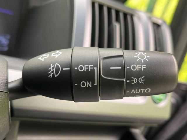 Z 両側電動ドア 禁煙車 メーカーナビ 寒冷地仕様 バックカメラ ビルトインETC HIDヘッド スマートキ― ステアリングスイッチ パドルシフト 純正16アルミ フォグランプ DVD再生 ワンセグ(33枚目)