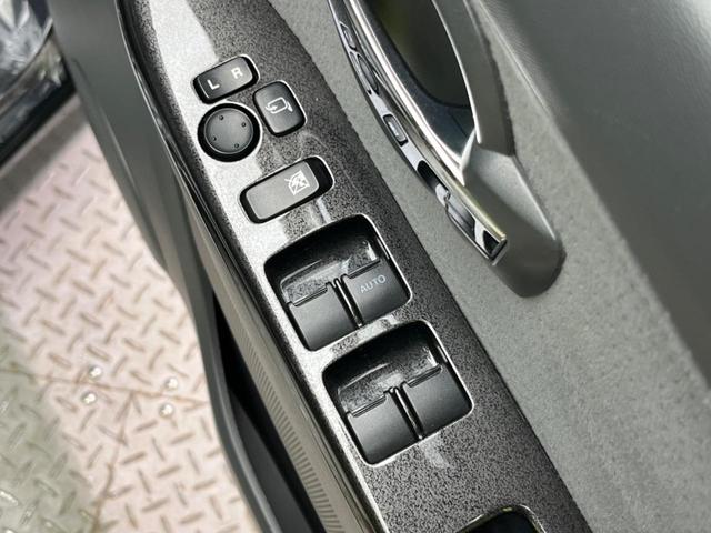 スティングレーリミテッド 禁煙車 寒冷地仕様 HIDヘッド オートライト オートエアコン 革巻きステアリング 純正14アルミ アイボリーシート オーディオ プライバシーガラス(7枚目)