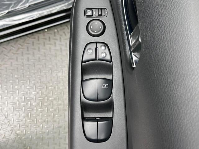 ハイウェイスター Vセレクション 両側電動ドア 後席モニター 純正9型ナビ 全周囲カメラ エマージェンシーブレーキ Bluetooth LEDヘッド クルコン ドラレコ ETC リアオートエアコン スマートキー 革巻きステアリング(41枚目)