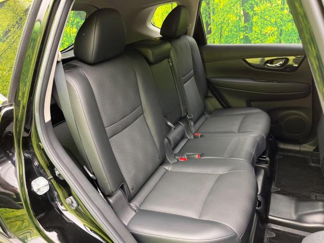 20X 4WD 純正9型ナビ 衝突軽減装置 禁煙車 全周囲カメラ 寒冷地仕様 Bluetooth フルセグ ビルトインETC ハーフザーシート LEDヘッド LEDフォグ スマートキ― パワーバックドア(10枚目)