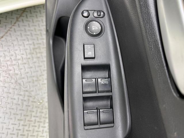 Lパッケージ CTBA 純正ナビ Bluetooth バックカメラ LEDヘッド ETC ハーフレザーシート クルコン 革巻きステアリング スマートキー オートライト オートエアコン 電動格納ミラー USB端子(34枚目)