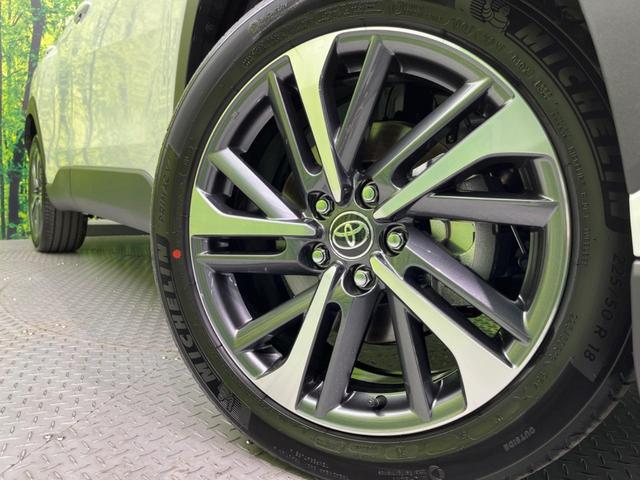 Z 登録済未使用車 トヨタセーフティセンス レーダークルーズコントロール パノラミックビューモニター パワーシート パワーバックドア LEDヘッドライト LEDフォグライト 純正18インチアルミホイール(15枚目)