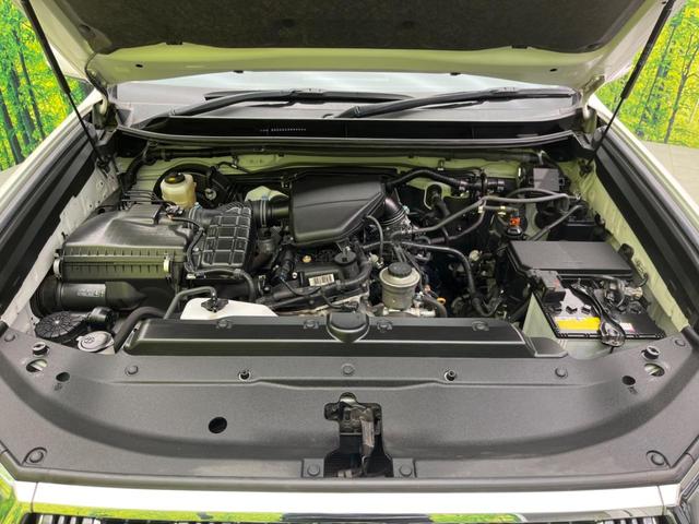 TX Lパッケージ 4WD サンルーフ 本革シート セーフティセンス 純正9型ナビ レーダークルーズ バックカメラ Bluetooth フルセグ ETC LEDヘッド LEDフォグ シートヒーター パワーシート(19枚目)