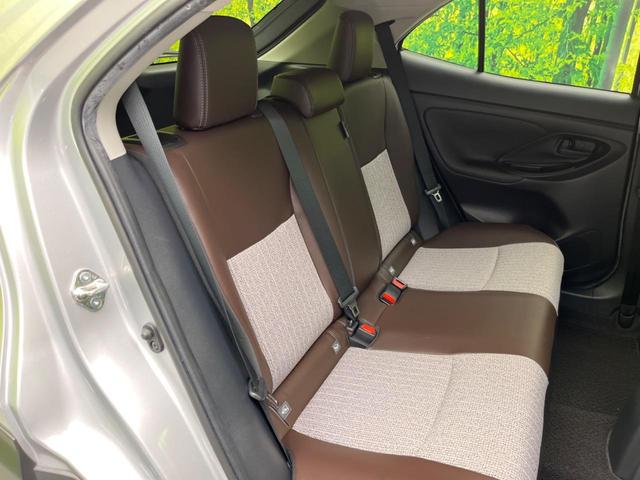 ヤリスクロス ハイブリッドＺ　禁煙車　パノラミックビューモニター　ブラインドスポットモニター　純正８型ナビ機能付きディスプレイオーディオ　セーフティセンス　レーダークルーズコントロール　ＬＥＤヘッドライト　運転席パワーシート（8枚目）