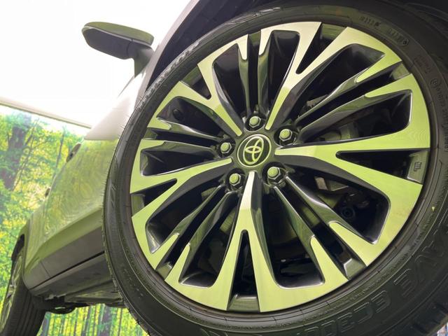 ヤリスクロス ハイブリッドＺ　禁煙車　パノラミックビューモニター　ブラインドスポットモニター　純正８型ナビ機能付きディスプレイオーディオ　セーフティセンス　レーダークルーズコントロール　ＬＥＤヘッドライト　運転席パワーシート（12枚目）