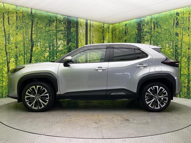 ヤリスクロス ハイブリッドＺ　禁煙車　パノラミックビューモニター　ブラインドスポットモニター　純正８型ナビ機能付きディスプレイオーディオ　セーフティセンス　レーダークルーズコントロール　ＬＥＤヘッドライト　運転席パワーシート（56枚目）