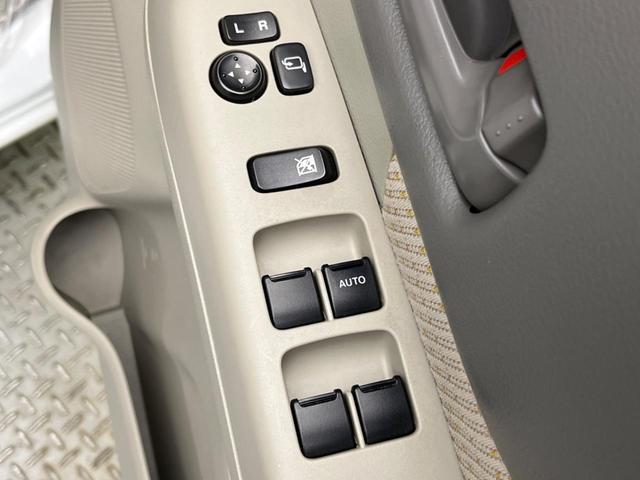 フレアワゴン ＸＳ　電動スライドドア　衝突被害軽減システム　禁煙車　スマートキー　オートエアコン　シートアンダーボックス　アームレスト　電動格納ミラー　オーディオプレイヤー　ロールサンシェード　横滑り防止装置（40枚目）