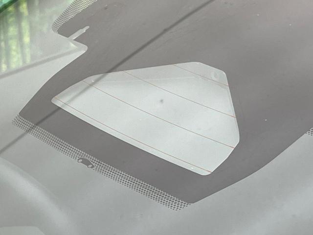 プリウス Ｚ　モデリスタエアロ　１２．３型ディスプレイオーディオプラス　デジタルインナーミラー　パノラミックビューモニター　ブラインドスポットモニター　トヨタセーフティセンス　レーダークルーズコントロール（7枚目）