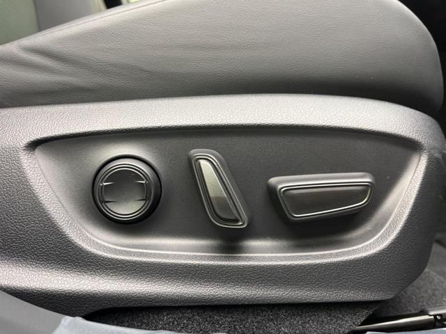 プリウス Ｚ　モデリスタエアロ　１２．３型ディスプレイオーディオプラス　デジタルインナーミラー　パノラミックビューモニター　ブラインドスポットモニター　トヨタセーフティセンス　レーダークルーズコントロール（36枚目）
