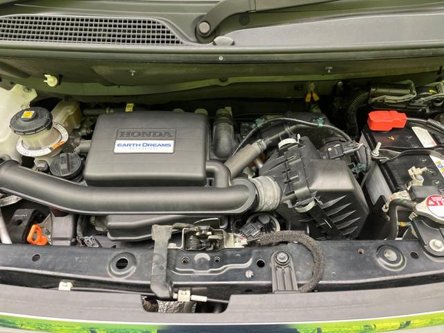 N-BOX Gホンダセンシング バックカメラ 衝突被害軽減システム レーダークルーズ 禁煙車 コーナーセンサー レーンキープ スマートキー LEDヘッド ディスプレイオーディオ ETC オートハイビーム 誤発進抑制機能(18枚目)