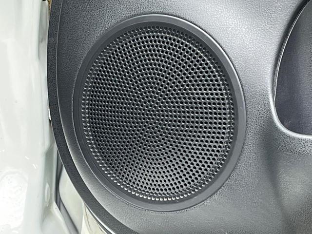 ノート メダリスト エマージェンシーブレーキパッケージ 純正ナビ 衝突被害軽減装置 禁煙車 ハーフレザーシート コーナーセンサー スマートキー LEDヘッド ETC 車線逸脱警報 オートライト オートエアコン Bluetooth CD/DVD再生(34枚目)