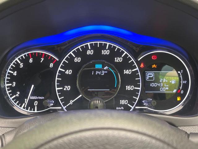 ノート メダリスト エマージェンシーブレーキパッケージ 純正ナビ 衝突被害軽減装置 禁煙車 ハーフレザーシート コーナーセンサー スマートキー LEDヘッド ETC 車線逸脱警報 オートライト オートエアコン Bluetooth CD/DVD再生(41枚目)