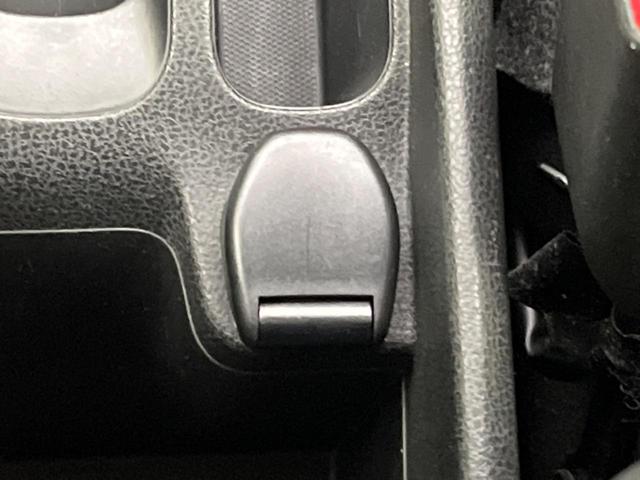 ノート メダリスト エマージェンシーブレーキパッケージ 純正ナビ 衝突被害軽減装置 禁煙車 ハーフレザーシート コーナーセンサー スマートキー LEDヘッド ETC 車線逸脱警報 オートライト オートエアコン Bluetooth CD/DVD再生(51枚目)