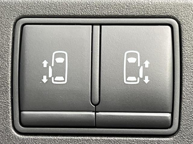 セレナ Ｘ　セーフティパックＢ　両側電動スライドドア　フリップダウンモニター　純正ＳＤナビ　アラウンドビューモニター　ドライブレコーダー　ＥＴＣ　インテリジェントエマージェンシーブレーキ　スマートキー（3枚目）