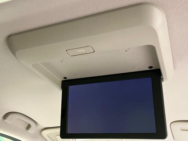 セレナ Ｘ　セーフティパックＢ　両側電動スライドドア　フリップダウンモニター　純正ＳＤナビ　アラウンドビューモニター　ドライブレコーダー　ＥＴＣ　インテリジェントエマージェンシーブレーキ　スマートキー（4枚目）