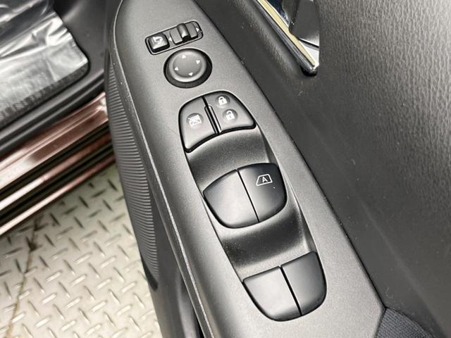 セレナ Ｘ　セーフティパックＢ　両側電動スライドドア　フリップダウンモニター　純正ＳＤナビ　アラウンドビューモニター　ドライブレコーダー　ＥＴＣ　インテリジェントエマージェンシーブレーキ　スマートキー（32枚目）