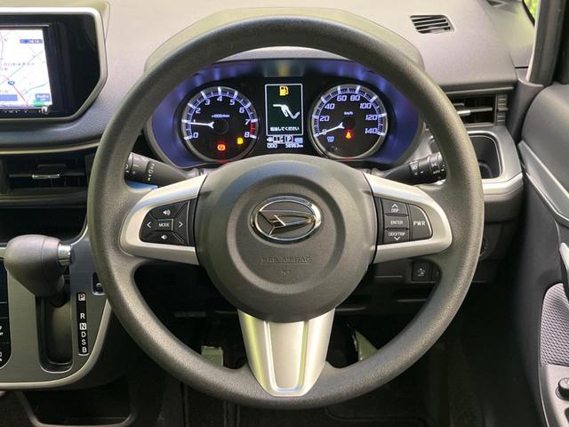 ステアリングも使用感が少なく、きれいな状態となっております♪