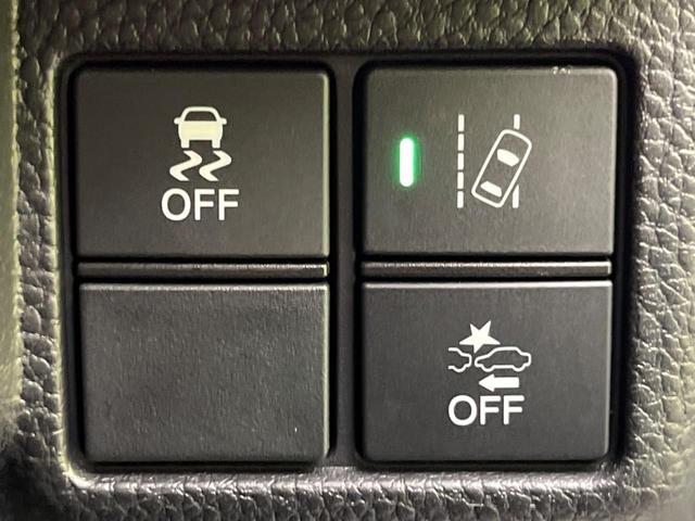 N-BOXカスタム G・Lターボホンダセンシング ターボ 両側電動ドア SDナビ バックカメラ 衝突被害軽減システム レーダークルーズ 禁煙車 ハーフレザーシート ドラレコ コーナーセンサー  LEDヘッド ビルトインETC オートハイビーム(7枚目)