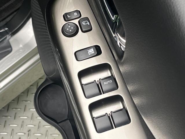 スペーシアカスタムZ ベースグレード 禁煙車 Kenwoodナビ 運転席シートヒーター 電動スライドドア スマートキー HIDヘッドライト オートエアコン 純正14インチアルミホイール アイドリングストップ(30枚目)