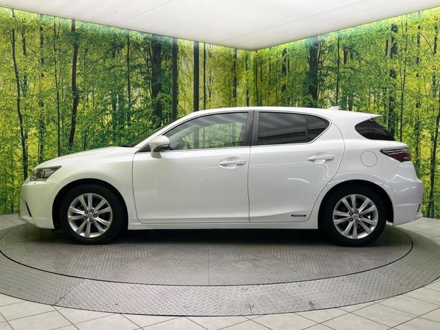CT CT200h バージョンC 禁煙車 純正ナビ バックカメラ 前席パワーシート 前席シートヒーター ETC オートエアコン コーナーセンサー クルーズコントロール パドルシフト 純正16インチアルミホイール 革巻きステアリング(23枚目)