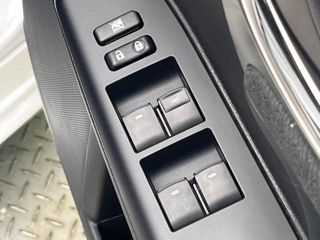 CT CT200h バージョンC 禁煙車 純正ナビ バックカメラ 前席パワーシート 前席シートヒーター ETC オートエアコン コーナーセンサー クルーズコントロール パドルシフト 純正16インチアルミホイール 革巻きステアリング(30枚目)