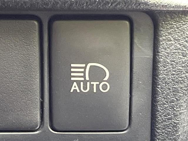 ＲＣ ＲＣ３００ｈ　Ｆスポーツ　３眼ＬＥＤ　ブラインドスポット　純正ＳＤナビ　バックカメラ　衝突被害軽減システム　レーダークルーズ　禁煙車　レザーシート　前席シートエアコン　ドラレコ　コーナーセンサー　スマートキー（50枚目）