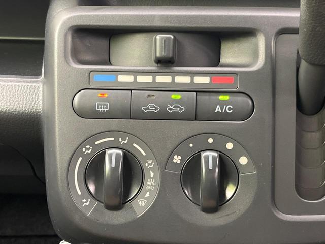 モコ Ｓ　ＳＤナビ　バックカメラ　禁煙車　ＥＴＣ　ＣＤ　地デジ　アームレスト　プライバシーガラス　電動格納ミラー　シートアンダーボックス　盗難防止装置　ベンチシート（6枚目）