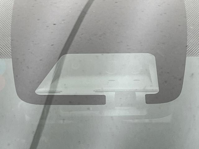 ヴォクシー ZS 煌III 両側電動ドア 後席モニター BIG-X9インチナビ バックカメラ 衝突被害軽減システム 禁煙車 ハーフレザーシート ドラレコ コーナーセンサー スマートキー LEDヘッド ビルトインETC クルコン(5枚目)