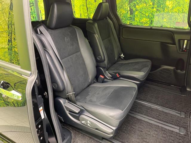 ヴォクシー ZS 煌III 両側電動ドア 後席モニター BIG-X9インチナビ バックカメラ 衝突被害軽減システム 禁煙車 ハーフレザーシート ドラレコ コーナーセンサー スマートキー LEDヘッド ビルトインETC クルコン(30枚目)