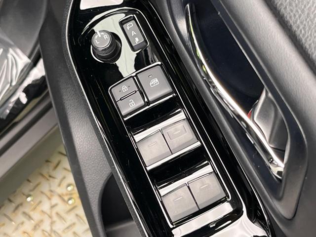 ヴォクシー ZS 煌III 両側電動ドア 後席モニター BIG-X9インチナビ バックカメラ 衝突被害軽減システム 禁煙車 ハーフレザーシート ドラレコ コーナーセンサー スマートキー LEDヘッド ビルトインETC クルコン(41枚目)