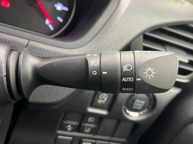 ヴォクシー ZS 煌III 両側電動ドア 後席モニター BIG-X9インチナビ バックカメラ 衝突被害軽減システム 禁煙車 ハーフレザーシート ドラレコ コーナーセンサー スマートキー LEDヘッド ビルトインETC クルコン(49枚目)