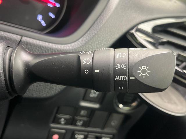 ヴォクシー ZS 煌II 両側電動ドア 純正SD10型ナビ 後席モニター バックカメラ 衝突被害軽減システム 禁煙車 ドラレコ コーナーセンサー スマートキー LEDヘッド ビルトインETC クルコン オートハイビーム(46枚目)