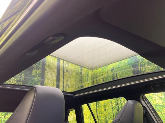 カローラクロス ハイブリッド Z ガラスルーフ モデリスタエアロ 純正10.5型ナビ付ディスプレイオーディオ 全周囲カメラ トヨタチームメイト トヨタセーフティセンス レーダークルーズ 禁煙車 ハンズフリーパワーバックドア(4枚目)