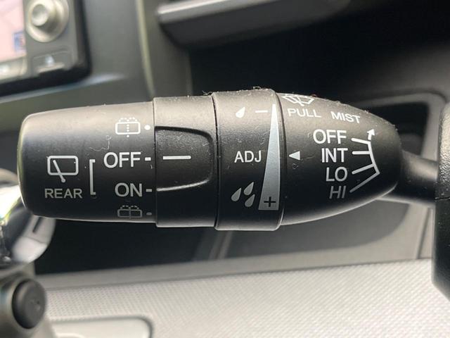 フリード G エアロ ジャストセレクション 電動スライドドア 純正ナビ バックカメラ 禁煙車 HIDヘッド ETC オートライト オートエアコン 16インチアルミ CD DVD再生 地デジ ドアバイザー プライバシーガラス(37枚目)