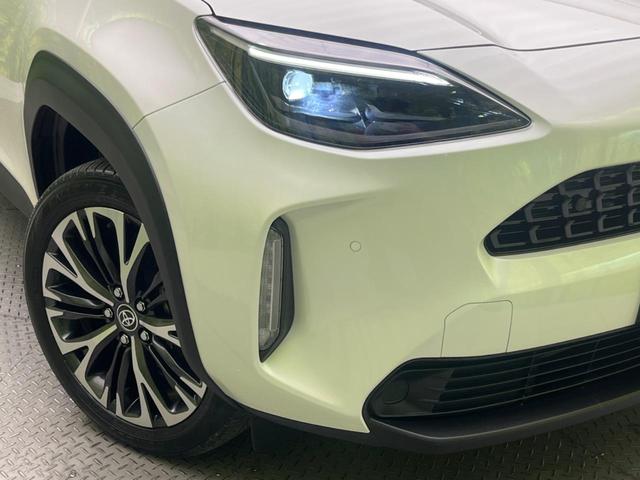 ヤリスクロス ハイブリッドＺ　パノラミックビューモニター　純正８型ディスプレイオーディオ　ブラインドスポットモニター　パワーバックドア　トヨタセーフティセンス　レーダークルーズコントロール　Ｂｌｕｅｔｏｏｔｈ（12枚目）