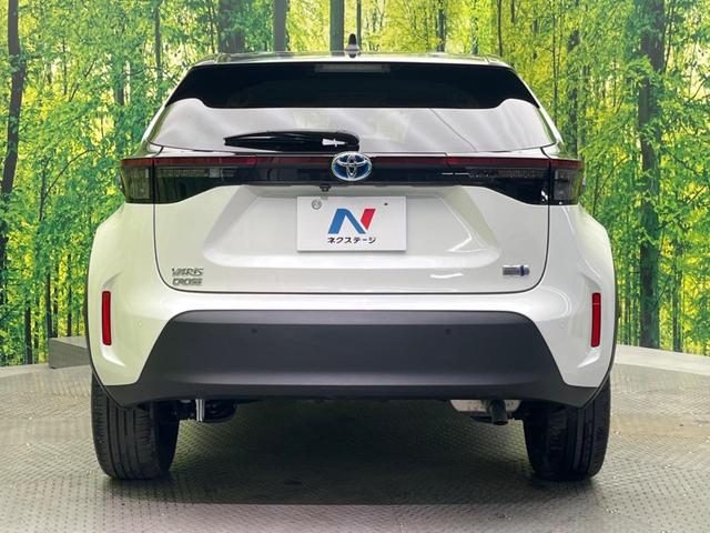 ヤリスクロス ハイブリッドＺ　パノラミックビューモニター　純正８型ディスプレイオーディオ　ブラインドスポットモニター　パワーバックドア　トヨタセーフティセンス　レーダークルーズコントロール　Ｂｌｕｅｔｏｏｔｈ（15枚目）