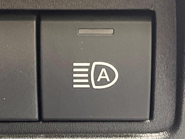 ヤリスクロス ハイブリッドＺ　パノラミックビューモニター　純正８型ディスプレイオーディオ　ブラインドスポットモニター　パワーバックドア　トヨタセーフティセンス　レーダークルーズコントロール　Ｂｌｕｅｔｏｏｔｈ（34枚目）