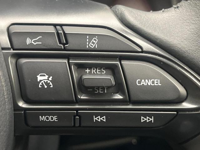 ヤリスクロス ハイブリッドＺ　パノラミックビューモニター　純正８型ディスプレイオーディオ　ブラインドスポットモニター　パワーバックドア　トヨタセーフティセンス　レーダークルーズコントロール　Ｂｌｕｅｔｏｏｔｈ（38枚目）