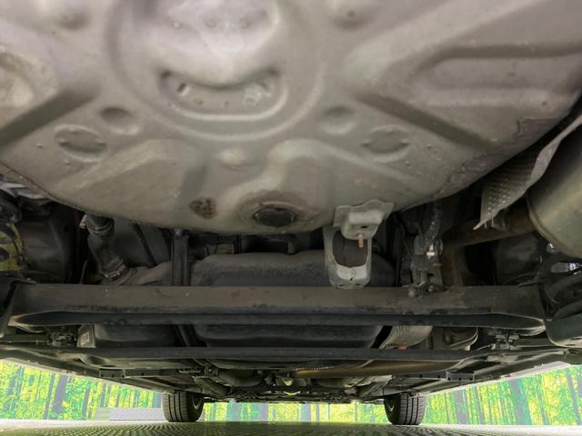 プリウス Ｓ　純正ＳＤナビ　バックカメラ　スマートキー　ＨＩＤヘッド　ビルトインＥＴＣ　オートハイビーム　オートエアコン　純正１５インチアルミ　Ｂｌｕｅｔｏｏｔｈ　ＣＤ　ＤＶＤ再生　地デジ（19枚目）