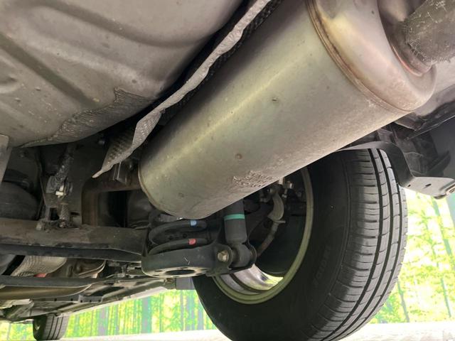 プリウス Ｓ　純正ＳＤナビ　バックカメラ　スマートキー　ＨＩＤヘッド　ビルトインＥＴＣ　オートハイビーム　オートエアコン　純正１５インチアルミ　Ｂｌｕｅｔｏｏｔｈ　ＣＤ　ＤＶＤ再生　地デジ（22枚目）