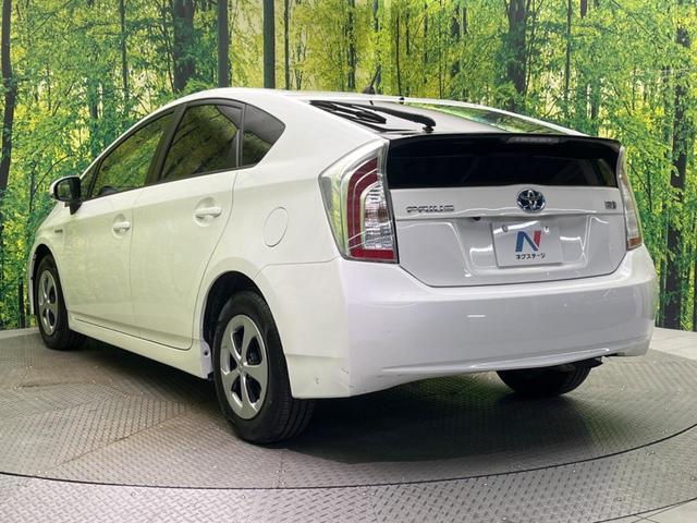 プリウス Ｓ　純正ＳＤナビ　バックカメラ　スマートキー　ＨＩＤヘッド　ビルトインＥＴＣ　オートハイビーム　オートエアコン　純正１５インチアルミ　Ｂｌｕｅｔｏｏｔｈ　ＣＤ　ＤＶＤ再生　地デジ（25枚目）