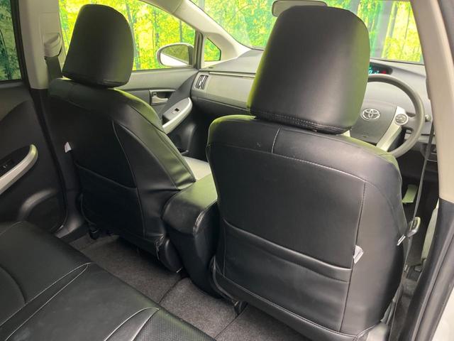 プリウス Ｓ　純正ＳＤナビ　バックカメラ　スマートキー　ＨＩＤヘッド　ビルトインＥＴＣ　オートハイビーム　オートエアコン　純正１５インチアルミ　Ｂｌｕｅｔｏｏｔｈ　ＣＤ　ＤＶＤ再生　地デジ（49枚目）