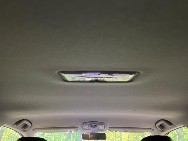 プリウス Ｓ　純正ＳＤナビ　バックカメラ　スマートキー　ＨＩＤヘッド　ビルトインＥＴＣ　オートハイビーム　オートエアコン　純正１５インチアルミ　Ｂｌｕｅｔｏｏｔｈ　ＣＤ　ＤＶＤ再生　地デジ（50枚目）