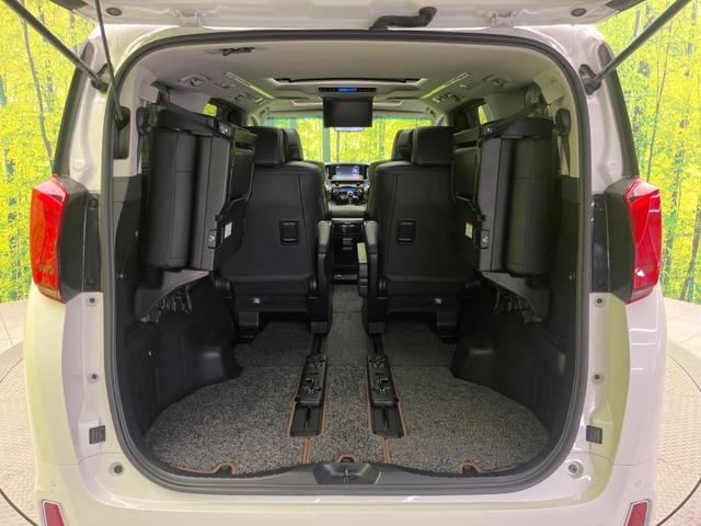 アルファード 2.5S Cパッケージ サンルーフ 両側電動ドア 後席モニター デジタルミラー 衝突被害軽減装置 レーダークルーズ 禁煙車 電動リアゲート レザー調シート 前席シートエアコン ドラレコ コーナーセンサー スマートキー(11枚目)