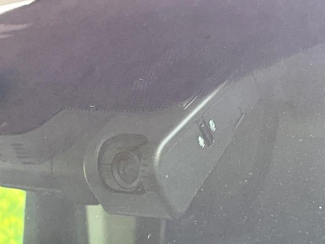 アルファード 2.5S Cパッケージ サンルーフ 両側電動ドア 後席モニター デジタルミラー 衝突被害軽減装置 レーダークルーズ 禁煙車 電動リアゲート レザー調シート 前席シートエアコン ドラレコ コーナーセンサー スマートキー(40枚目)