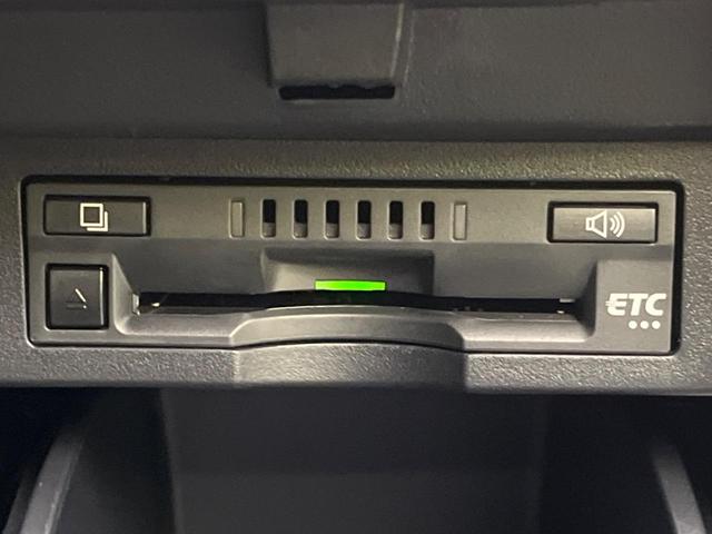 アルファード 2.5S Cパッケージ サンルーフ 両側電動ドア 後席モニター デジタルミラー 衝突被害軽減装置 レーダークルーズ 禁煙車 電動リアゲート レザー調シート 前席シートエアコン ドラレコ コーナーセンサー スマートキー(60枚目)