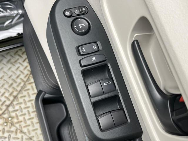 N-BOX ベースグレード 電動スライドドア 衝突被害軽減システム レーダークルーズ 禁煙車 コーナーセンサー スマートキー LEDヘッド 車線逸脱警報 オートライト デュアルエアコン 純正14インチアルミ CD(41枚目)