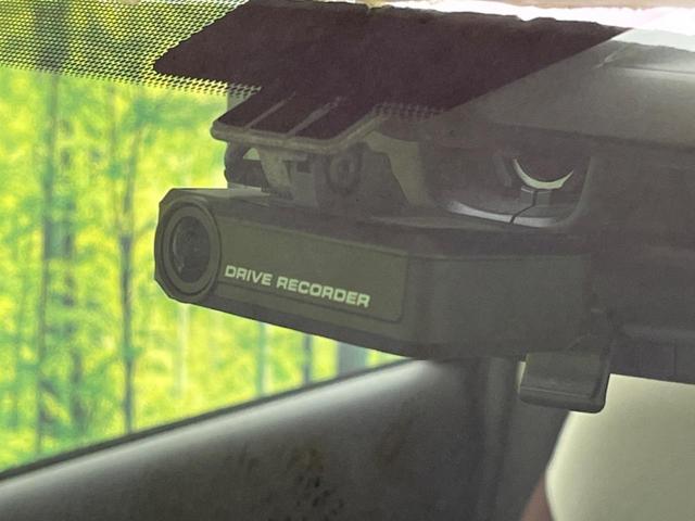 ノート ｅ－パワー　Ｘ　モード・プレミア　純正ＳＤナビ　全周囲カメラ　衝突被害軽減装置　禁煙車　コーナーセンサー　スマートキー　ＬＥＤヘッド　ＥＴＣ　オートライト　オートエアコン　純正１５インチアルミ　Ｂｌｕｅｔｏｏｔｈ　ＣＤ（6枚目）