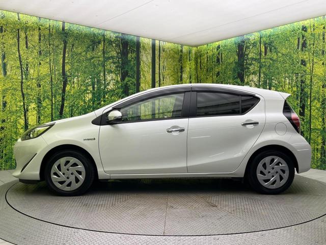 アクア Sスタイルブラック 純正9インチナビ バックカメラ 衝突被害軽減装置 禁煙車 コーナーセンサー スマートキー ETC2.0 オートハイビーム オートライト オートエアコン Bluetooth フルセグ(26枚目)