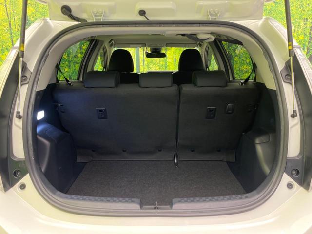 アクア Sスタイルブラック 純正9インチナビ バックカメラ 衝突被害軽減装置 禁煙車 コーナーセンサー スマートキー ETC2.0 オートハイビーム オートライト オートエアコン Bluetooth フルセグ(30枚目)